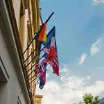 Pensión City